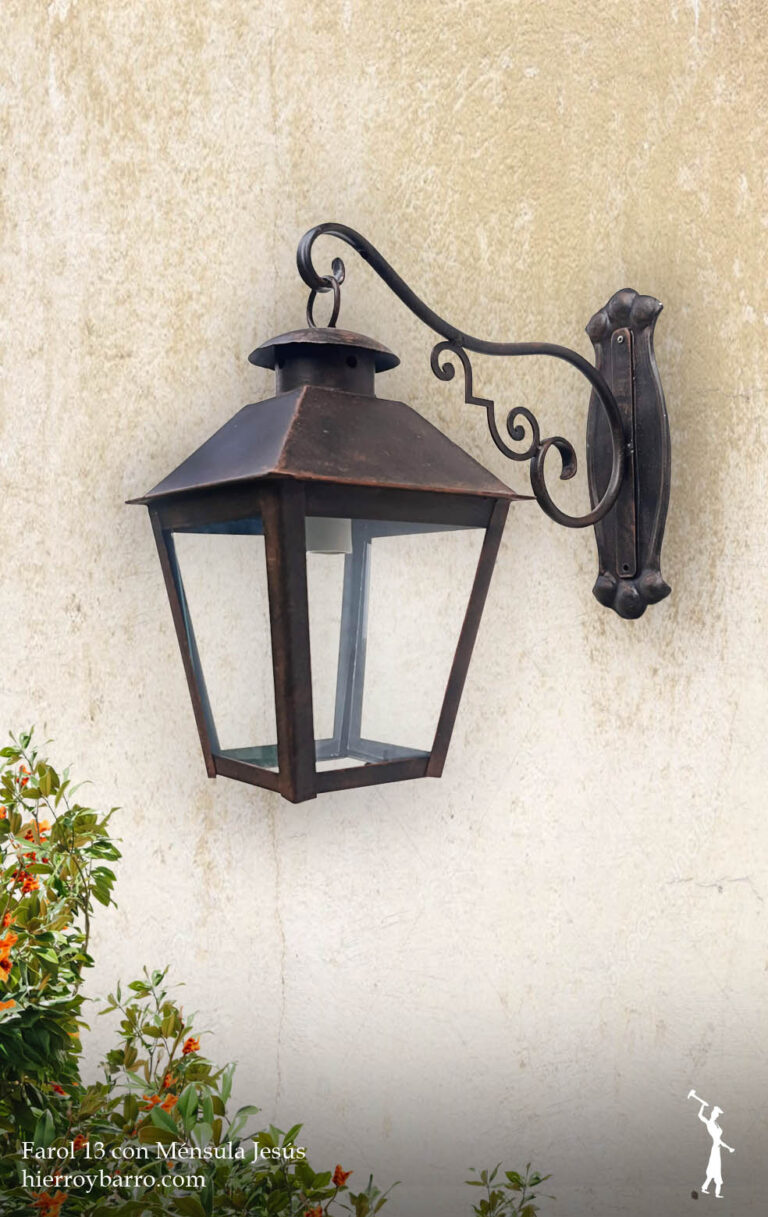 Farol 13 con Ménsula Jesús – Art. 13 – 126/4