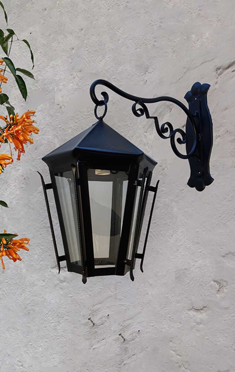 Farol 23 con Ménsula Jesús – Art. 126/4